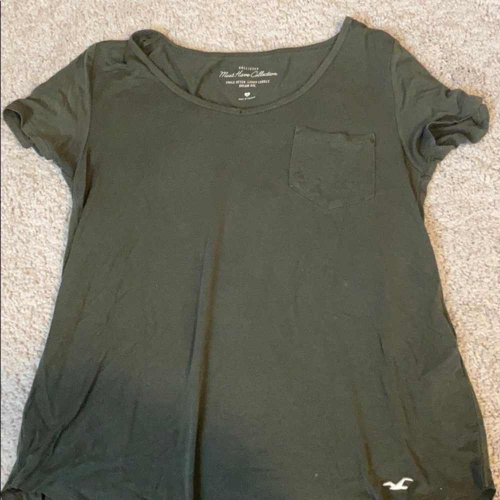 hollister tee